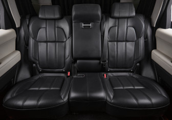 Подержанный автомобиль Land Rover Range Rover Sport 2016 года (24 фото)