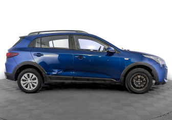 Подержанный автомобиль Kia Rio Hatchback 2021 года (4 фото)