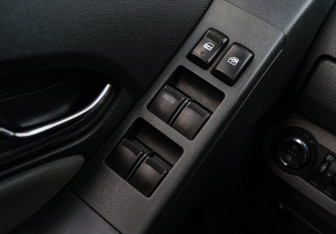 Подержанный автомобиль Chevrolet TrailBlazer 2013 года (18 фото)