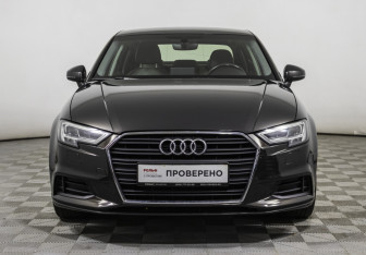 Подержанный автомобиль Audi A3 Sedan 2017 года (2 фото)