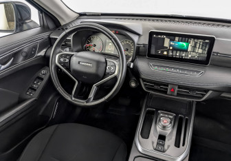 Подержанный автомобиль Haval Jolion 2022 года (29 фото)