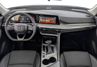 Подержанный автомобиль Changan CS35PLUS 2024 года (14 фото)