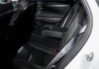 Подержанный автомобиль Geely Tugella 2022 года (10 фото)