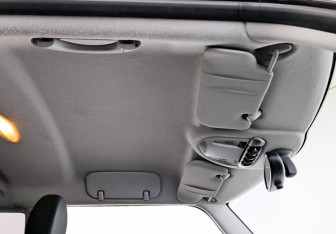 Подержанный автомобиль MINI Hatch 2008 года (22 фото)