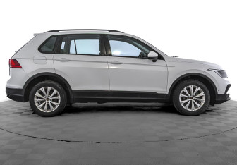 Подержанный автомобиль Volkswagen Tiguan 2021 года (4 фото)