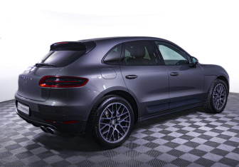 Подержанный автомобиль Porsche Macan 2017 года (5 фото)