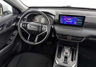 Подержанный автомобиль Haval Jolion 2022 года (29 фото)