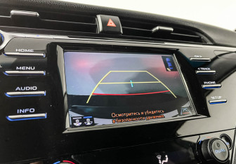 Подержанный автомобиль Toyota Camry Sedan 2018 года (15 фото)