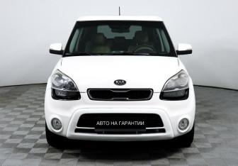 Подержанный автомобиль Kia Soul 2012 года (2 фото)