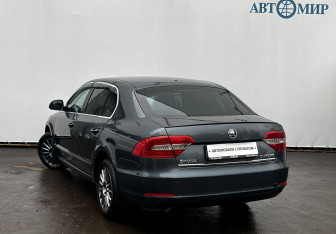 Подержанный автомобиль Skoda Superb Liftback 2014 года (7 фото)