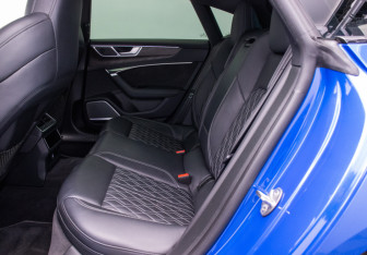 Подержанный автомобиль Audi A7 2019 года (11 фото)