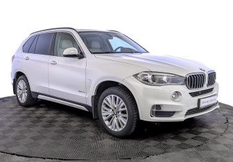 Подержанный автомобиль BMW X5 2015 года (3 фото)