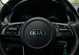 Подержанный автомобиль Kia Seltos 2021 года (13 фото)
