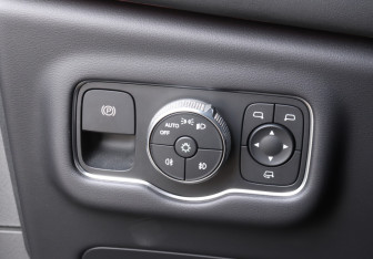 Подержанный автомобиль Exeed VX 2024 года (17 фото)