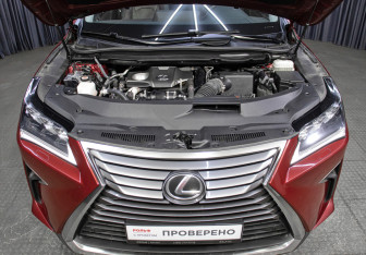 Подержанный автомобиль Lexus RX 2018 года (9 фото)