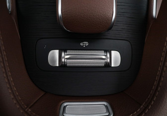 Подержанный автомобиль Mercedes-Benz GLE 2025 года (43 фото)