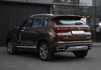 Подержанный автомобиль Changan CS35PLUS 2020 года (7 фото)