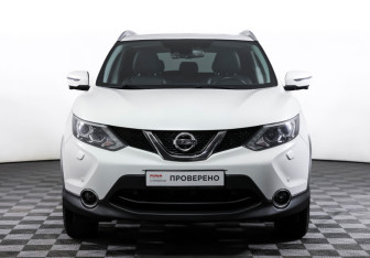 Подержанный автомобиль Nissan Qashqai 2018 года (2 фото)