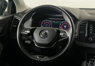 Подержанный автомобиль Skoda Karoq 2021 года (14 фото)