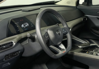 Подержанный автомобиль Changan UNI-T 2023 года (10 фото)