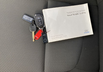 Подержанный автомобиль Hyundai Creta 2017 года (15 фото)