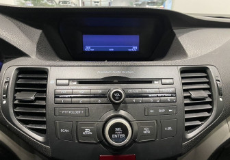 Подержанный автомобиль Honda Accord Sedan 2008 года (14 фото)