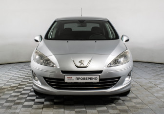 Подержанный автомобиль Peugeot 408 2012 года (2 фото)