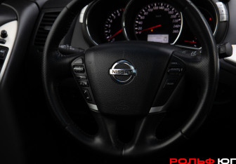Подержанный автомобиль Nissan Murano Suv 2013 года (12 фото)