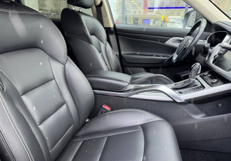 Подержанный автомобиль Geely Atlas 2018 года (10 фото)