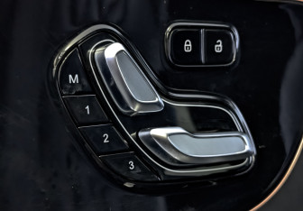 Подержанный автомобиль Exeed VX 2023 года (25 фото)