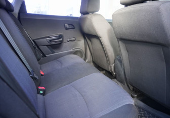 Подержанный автомобиль Kia Ceed Hatchback 2011 года (10 фото)
