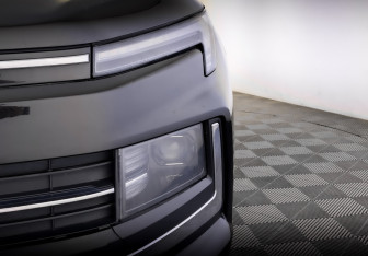 Подержанный автомобиль Москвич 3 2023 года (17 фото)