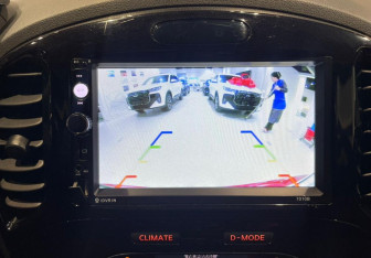 Подержанный автомобиль Nissan Juke 2013 года (17 фото)