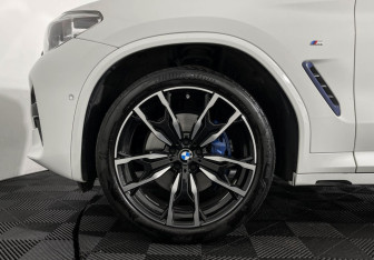 Подержанный автомобиль BMW X4 2019 года (7 фото)