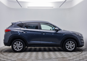 Подержанный автомобиль Hyundai Tucson 2020 года (6 фото)