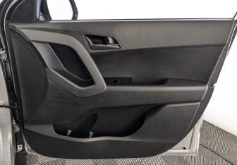 Подержанный автомобиль Hyundai Creta 2020 года (24 фото)