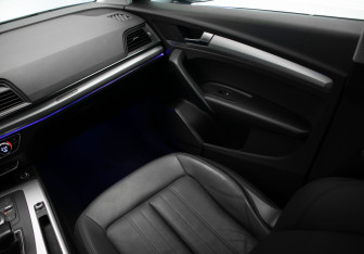 Подержанный автомобиль Audi Q5 2020 года (25 фото)