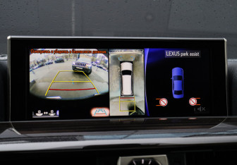 Подержанный автомобиль Lexus LX 2018 года (21 фото)