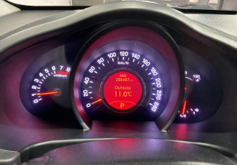 Подержанный автомобиль Kia Sportage 2013 года (15 фото)