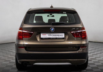 Подержанный автомобиль BMW X3 2012 года (6 фото)