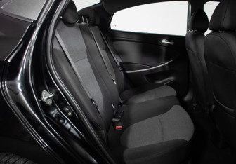 Подержанный автомобиль Hyundai Solaris Sedan 2011 года (9 фото)