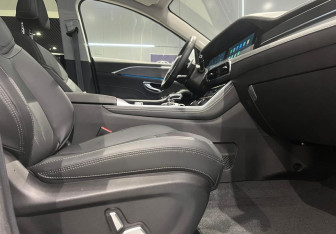 Подержанный автомобиль Jetour X90 Plus 2023 года (16 фото)