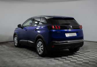 Подержанный автомобиль Peugeot 3008 2018 года (7 фото)