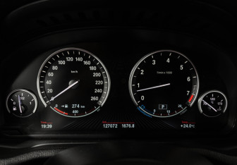 Подержанный автомобиль BMW X4 2014 года (13 фото)
