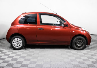 Подержанный автомобиль Nissan Micra Hatchback 2006 года (4 фото)