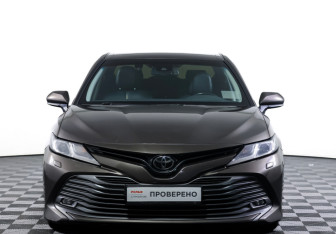 Подержанный автомобиль Toyota Camry Sedan 2020 года (2 фото)
