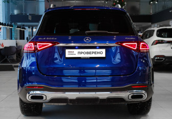 Подержанный автомобиль Mercedes-Benz GLE 2019 года (5 фото)