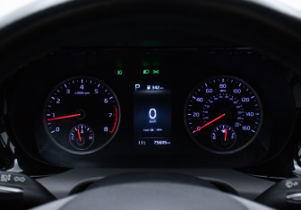 Подержанный автомобиль Kia K5 2020 года (12 фото)