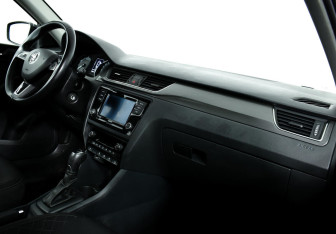 Подержанный автомобиль Skoda Rapid Liftback 2018 года (5 фото)