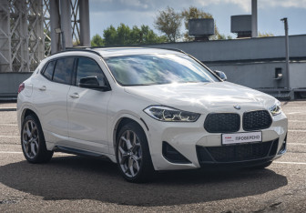 Подержанный автомобиль BMW X2 2021 года (5 фото)